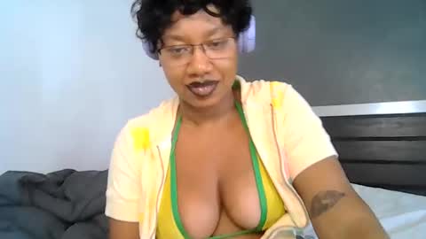 Goddess Daisy Sky online show from June 7, 12:06 am
