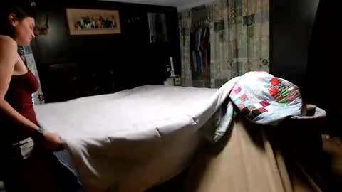 Snapshot of goddessdeezy chatting on October 23, 5:52 pm goddessdeezy online show from October 23, 5:52 pm