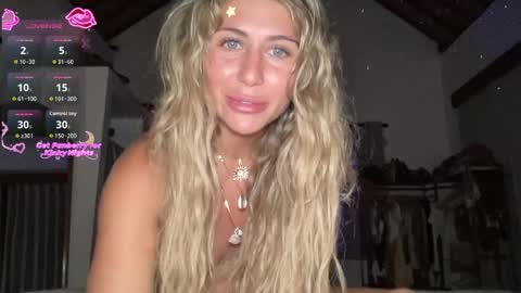 GoddessDove online show from April 28, 11:36 am