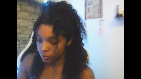 Snapshot of goldamethyst98 chatting on September 15, 1:14 am Amethyst online show from September 15, 1:14 am