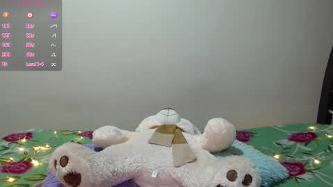 goldencandycotton online show from March 4, 9:05 am