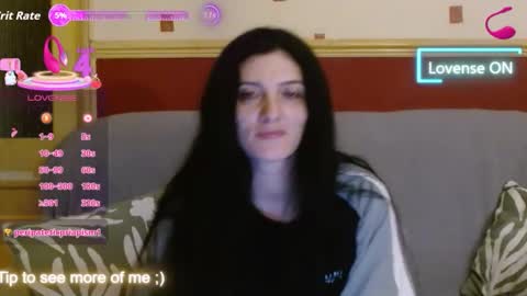 Snapshot of goldgirl89763 chatting on October 26, 12:06 am goldgirl89763 online show from October 26, 12:06 am