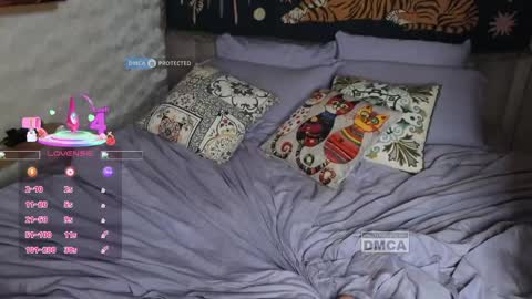 goodgirl0024 online show from May 2, 9:29 pm