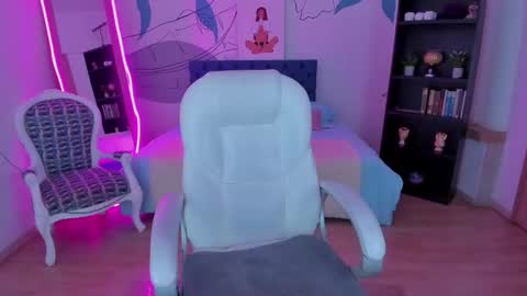 Alice online show from February 7, 6:01 pm