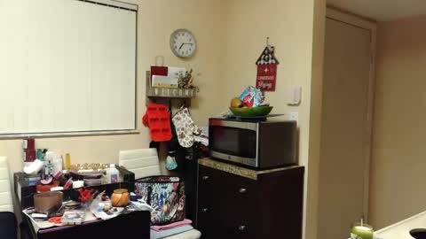 gothbaby305 online show from October 3, 11:10 pm