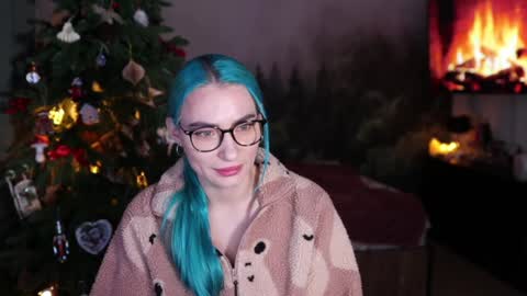 Snapshot of gracegreen chatting on December 20, 1:22 pm I will be glad to see you  30 N  1800  - 2300 gmt3  online show from December 20, 1:22 pm