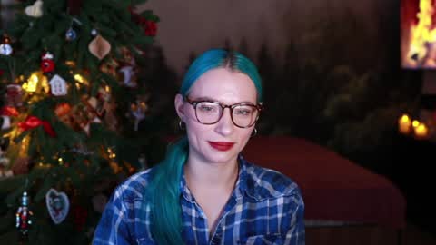 Snapshot of gracegreen chatting on December 28, 2:42 pm I will be glad to see you  30 N  1800  - 2300 gmt3  online show from December 28, 2:42 pm