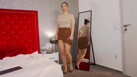 gracemontclair online show from March 28, 12:26 pm