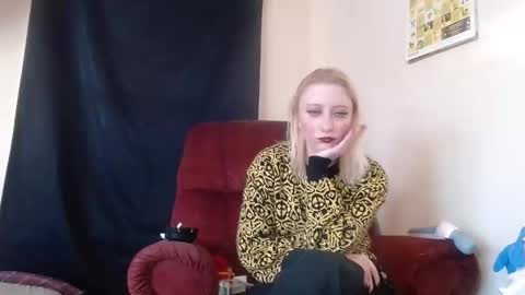 gracielynne1989 online show from March 11, 9:17 pm