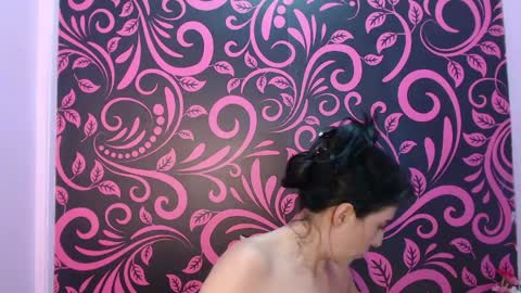 Isabella online show from May 31, 6:09 pm