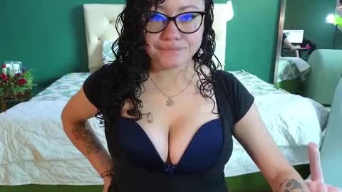 Vanessa online show from December 12, 12:12 pm