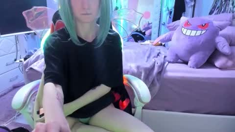 GreenEyedLovexo online show from May 5, 4:10 pm
