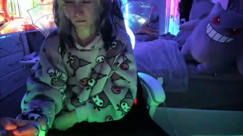 GreenEyedLovexo online show from February 5, 7:22 am