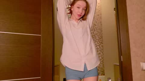 guns_n_buns online show from January 18, 6:48 pm