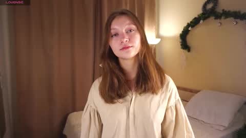 Molly online show from December 22, 6:27 am