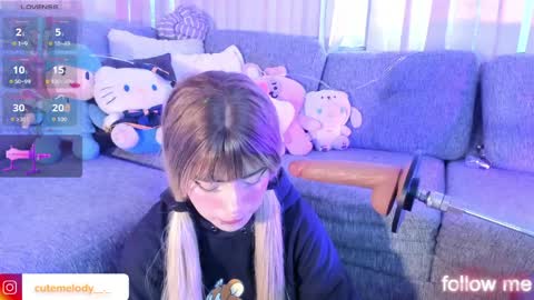 Hello Kitty online show from March 30, 3:11 pm