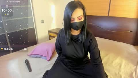 Linda online show from November 12, 3:26 am