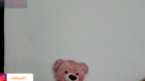 Hailey online show from February 3, 10:34 pm