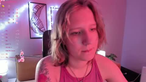 Hailey online show from November 26, 8:59 am