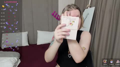 Hailey online show from March 10, 2:17 am