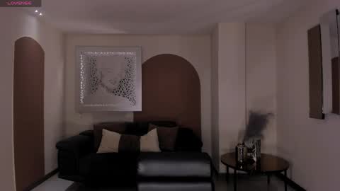 Hailey online show from April 18, 2:47 am