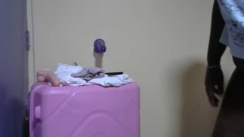 Snapshot of hairypussybigassy001 chatting on January 7, 3:02 pm hairypussybigassy001 online show from January 7, 3:02 pm