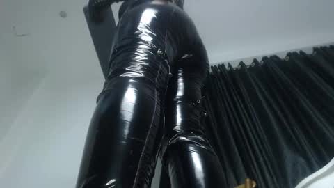 Halley Raven online show from October 23, 9:32 pm