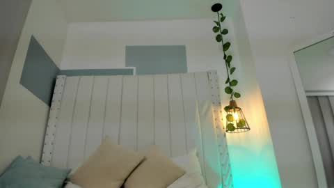 hanah_gray online show from April 13, 11:33 am