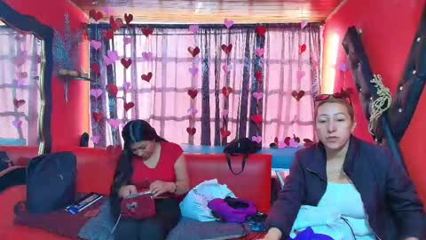 Snapshot of hanna_mature01 chatting on February 14, 12:36 pm Hanna online show from February 14, 12:36 pm