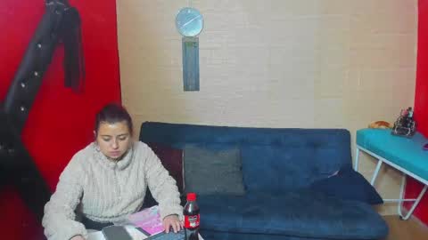 Snapshot of hanna_mature01 chatting on September 12, 12:44 am Hanna online show from September 12, 12:44 am