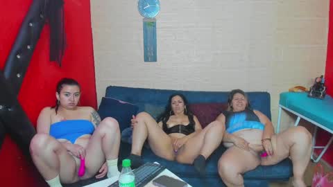 Snapshot of hanna_mature01 chatting on September 13, 12:51 am Hanna online show from September 13, 12:51 am
