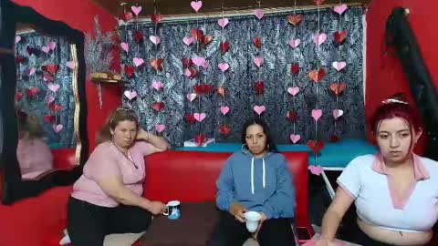 Snapshot of hanna_mature01 chatting on February 20, 12:41 am Hanna online show from February 20, 12:41 am