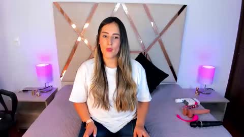 Hanna online show from October 4, 7:51 pm