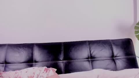 Hannaa online show from September 18, 8:40 pm