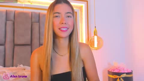 Snapshot of hannabronw chatting on October 7, 8:57 pm Eliana online show from October 7, 8:57 pm