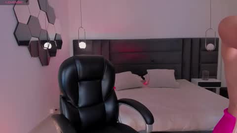  Hanna Connor  online show from January 13, 9:19 pm