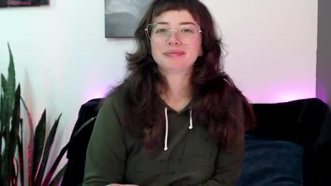 HannahHexx online show from June 2, 4:02 am