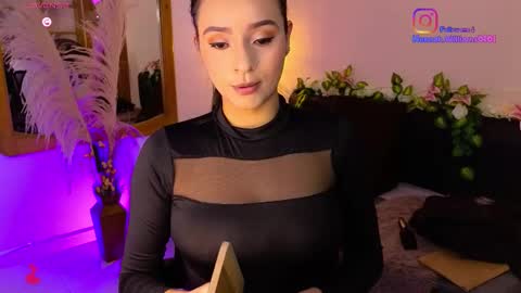 Hannah Williams online show from December 4, 9:37 pm