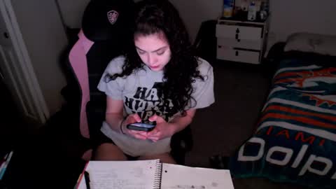 Snapshot of hannahbreeze chatting on February 4, 4:26 am Hannah Breeze online show from February 4, 4:26 am