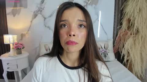 Hannahill69 online show from February 25, 5:06 am