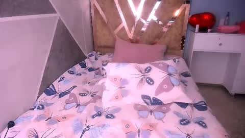 alejandra online show from October 10, 11:20 pm