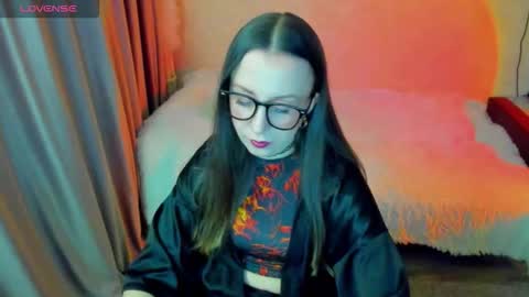 Stephanie online show from March 29, 6:51 pm