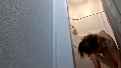 happysunshine4319 online show from March 5, 7:48 am