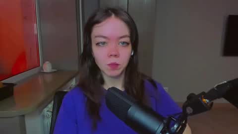 Snapshot of haribo_asmr chatting on February 18, 8:16 am Miss Hari online show from February 18, 8:16 am