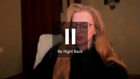 Julia online show from November 22, 5:43 am