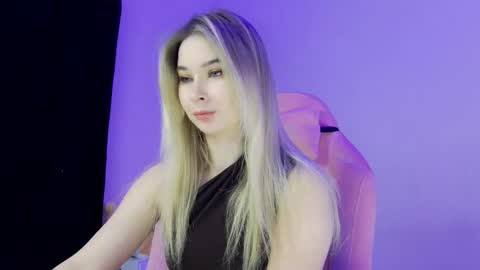 Anna online show from March 21, 10:15 pm