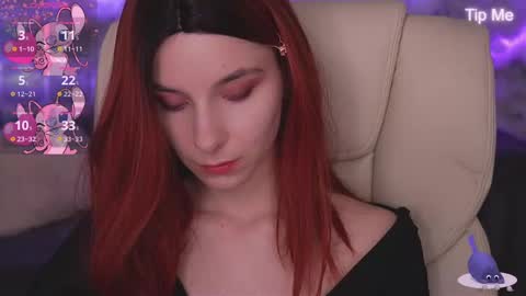 haylaamber online show from March 8, 8:24 pm