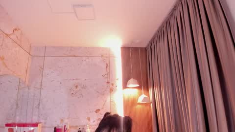 haylenpark online show from December 18, 11:37 am