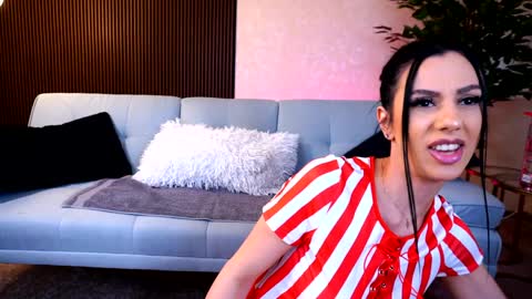 Snapshot of hayliemilf chatting on January 17, 7:51 am Haylie online show from January 17, 7:51 am