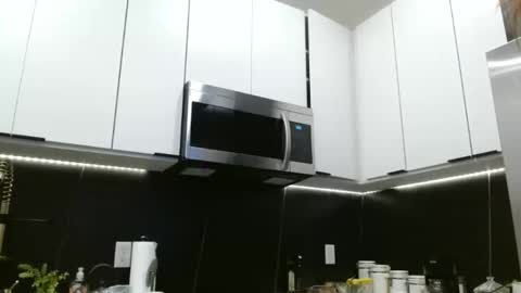 Hazel online show from April 25, 2:36 pm